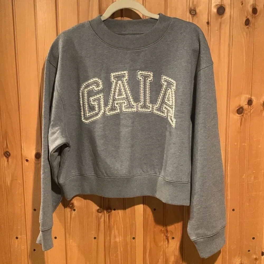 New NWT GAP X CULT GAIA crewneck logo sweatshirt limited edition size large